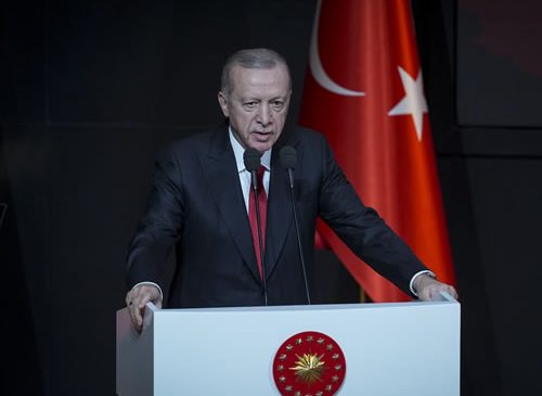 “Bu milletin birlik ve beraberliğini bozmaya yönelik her söz ve eylem Gazi Mustafa Kemal’in emanetine ihanettir”