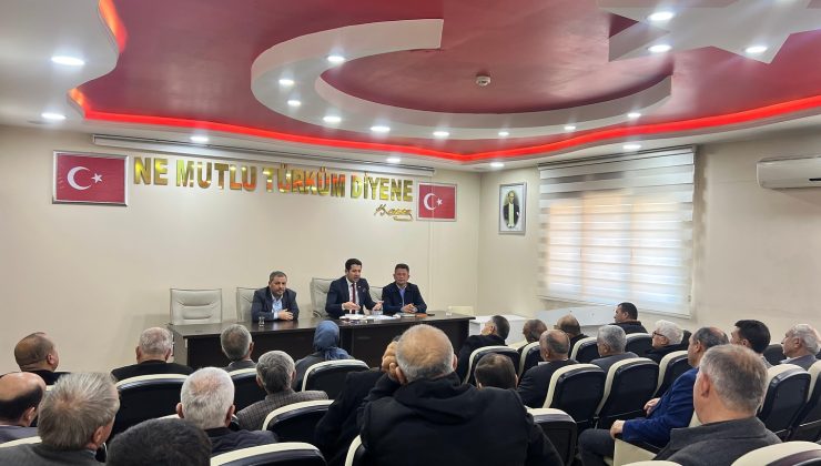 Feke’nin Reisi Cömert ÖZEN, Ak Parti İlçe Başkanı Vahit TODİL ve MUHTARLAR Bir Araya Geldi…