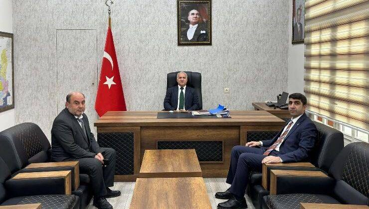 Ceyhan’da Su ve Tarım Projeleri Değerlendirildi: Kaymakam Kurtyemez DSİ Heyetiyle Görüştü