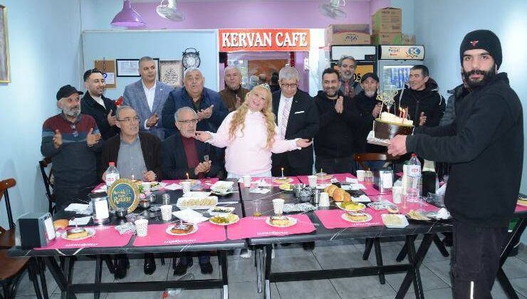 Dr. POLYANNA SUCCİ Her Yıl Olduğu Gibi Bu Yıl Yine 18. Yaş Gününü Kutladı