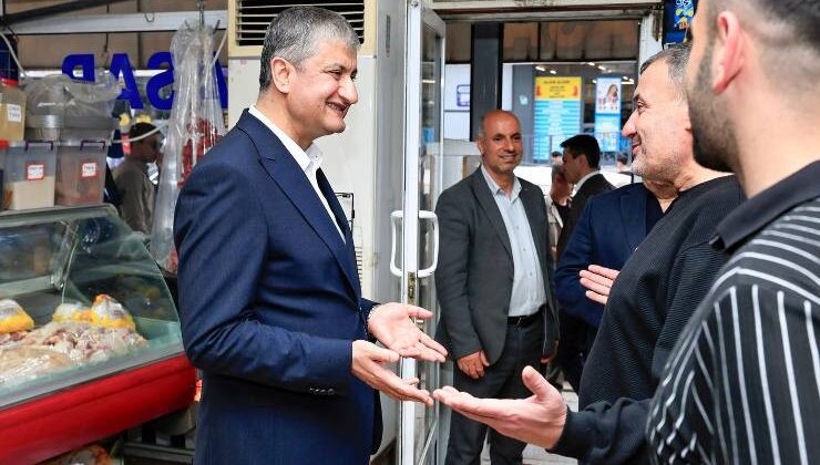 Vali Mustafa Yavuz Küçükdikili’de Esnaf Ziyaretinde Bulundu