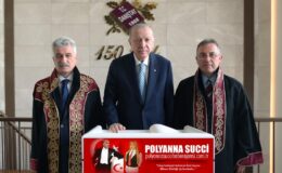 Cumhurbaşkanımız ERDOĞAN “Özgürlükçü ve sivil bir anayasa, demokrasimizi aşağıdan yukarıya doğru inşa etmenin imkânı ile önümüzde duruyor”