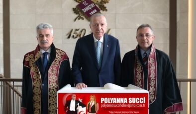 Cumhurbaşkanımız ERDOĞAN “Özgürlükçü ve sivil bir anayasa, demokrasimizi aşağıdan yukarıya doğru inşa etmenin imkânı ile önümüzde duruyor”