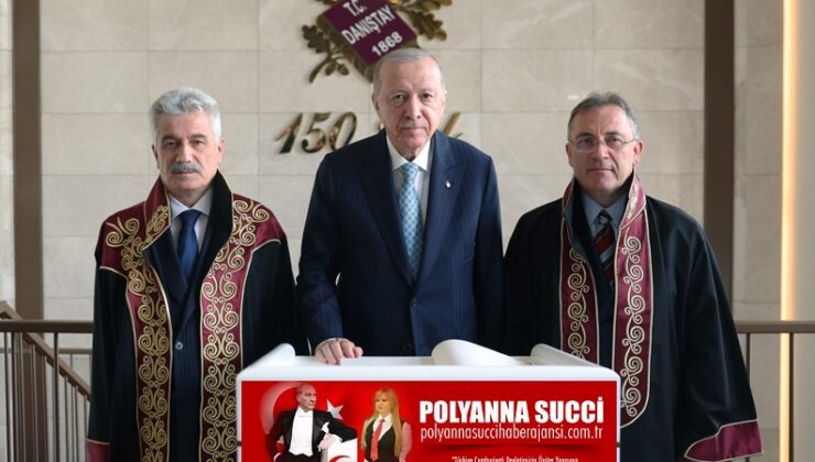 Cumhurbaşkanımız ERDOĞAN “Özgürlükçü ve sivil bir anayasa, demokrasimizi aşağıdan yukarıya doğru inşa etmenin imkânı ile önümüzde duruyor”