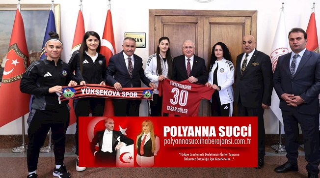 Millî Savunma Bakanımız Yaşar GÜLER, Yüksekova Spor Kadın Futbol Takımı ile Bir Araya Geldi